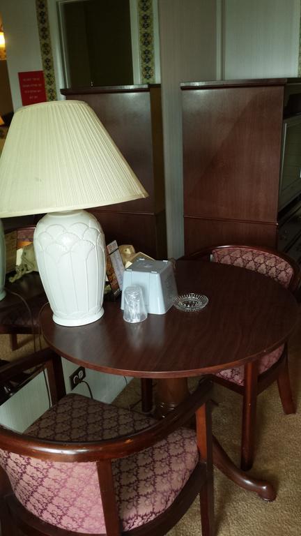 Wheeling Olde Court Inn חדר תמונה